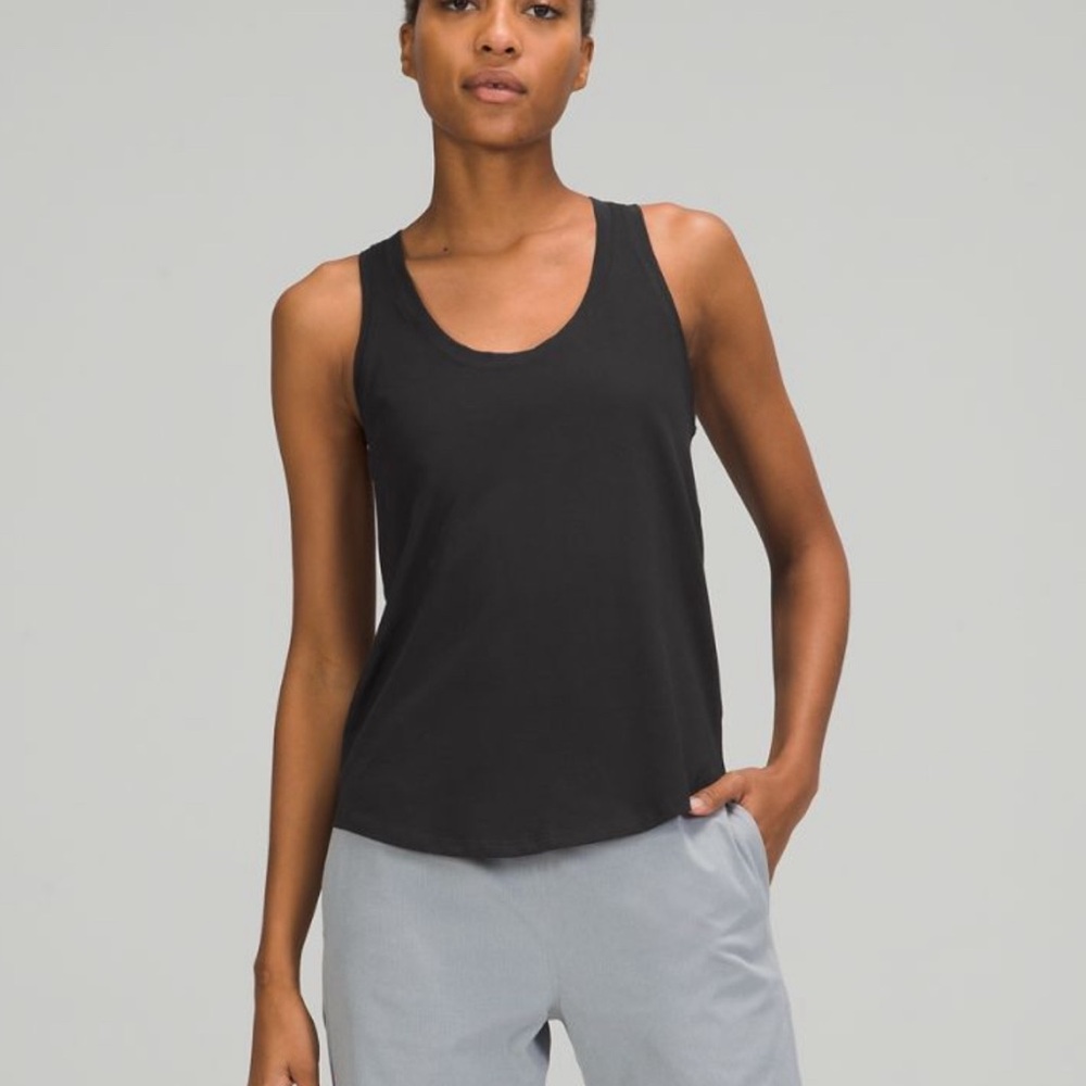 Set of 2 Lululemon Love Tank Tops, size 12, Black and Dusty Rose